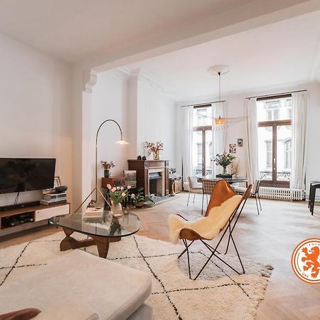 Traditional Chic, High Ceilings' Apt Aircos And Garage แอนต์เวิร์ป ภายนอก รูปภาพ