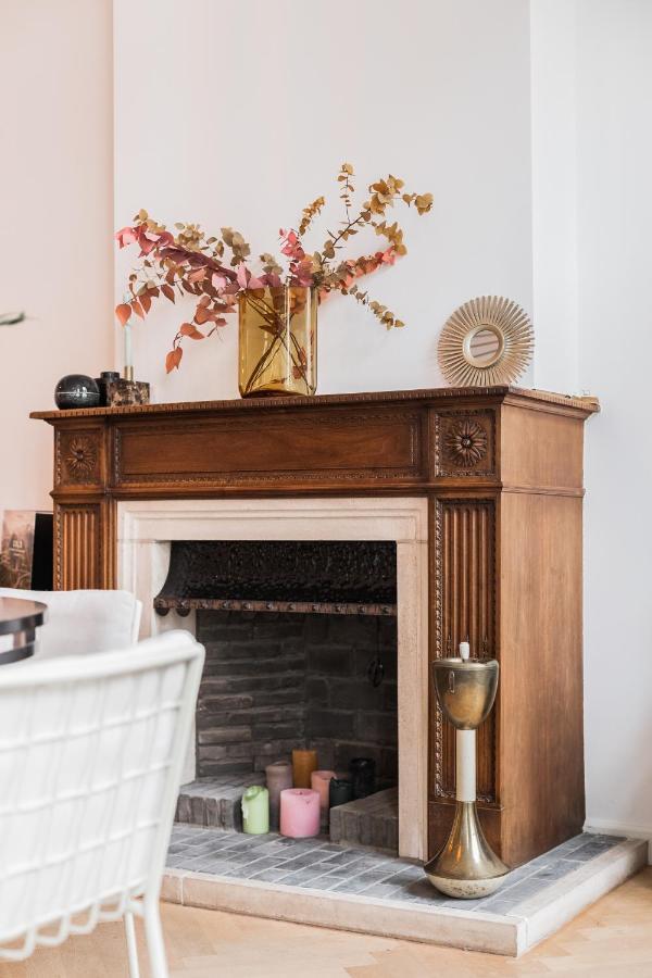 Traditional Chic, High Ceilings' Apt Aircos And Garage แอนต์เวิร์ป ภายนอก รูปภาพ