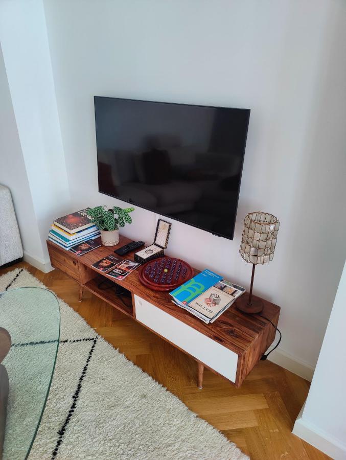 Traditional Chic, High Ceilings' Apt Aircos And Garage แอนต์เวิร์ป ภายนอก รูปภาพ